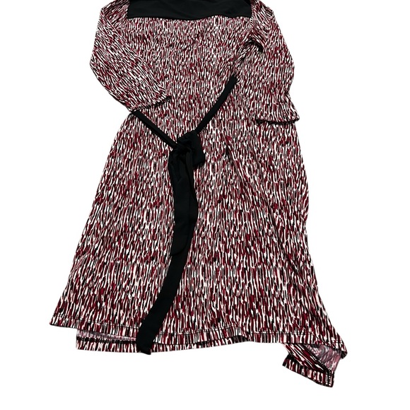 A PEA IN THE POD wrap dress - Picture 3 of 4